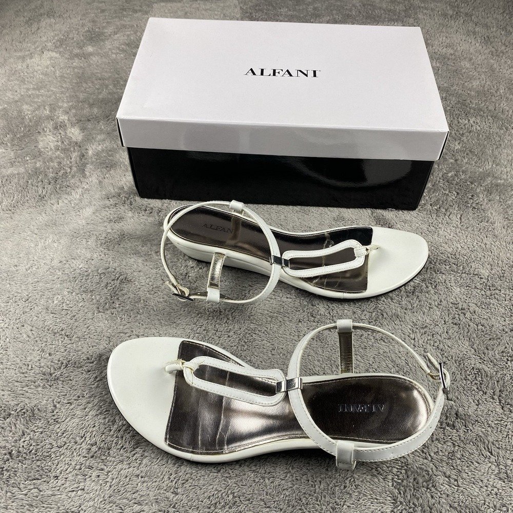 Alfani Leather Thong Sandals Buckle Womens 7M‎ White